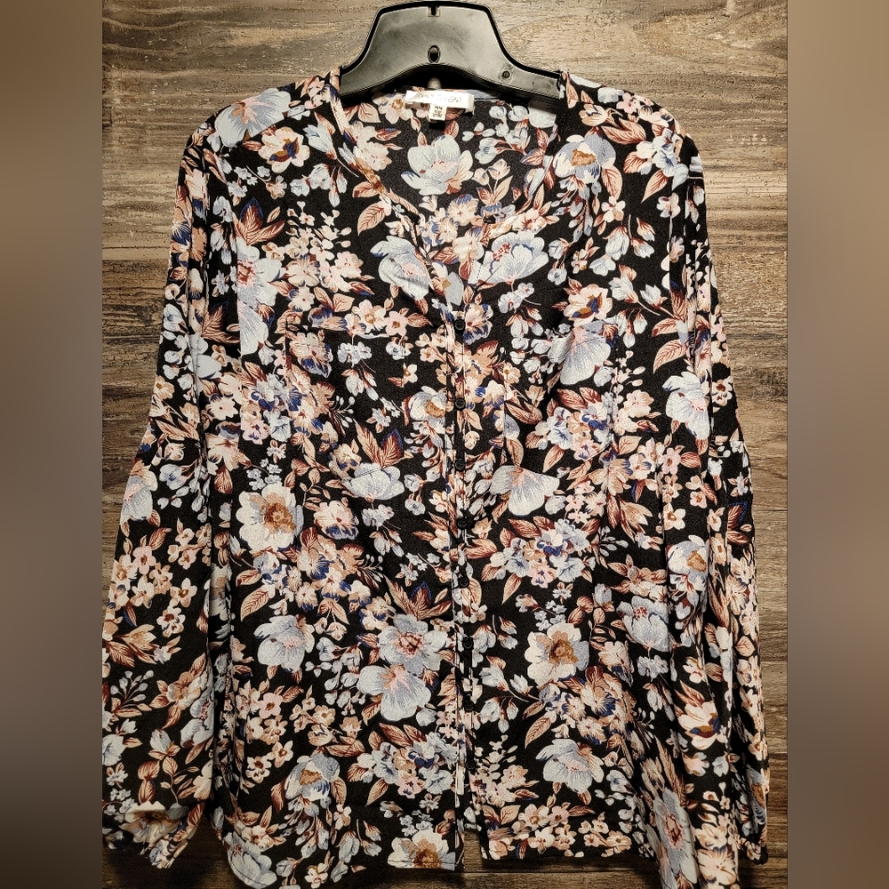 ***Daily Thread Blue Tan Brown Floral Print Blouse M NWOT